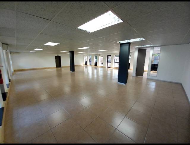 229M² OFFICE TO LET IN HURLINGHAM